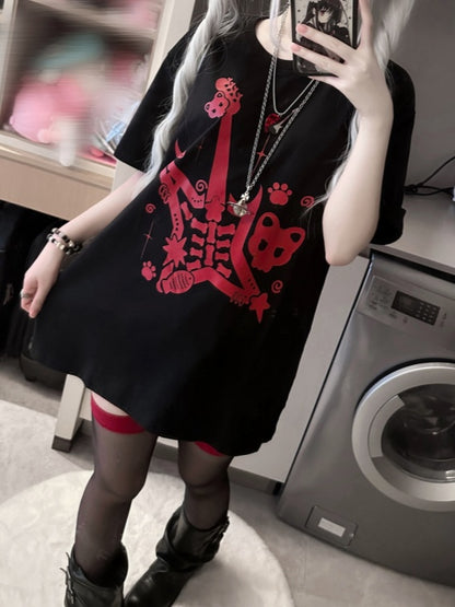 Red Guitar Print Rock Punk Black and Jirai Kei T-Shirt with Guitar Pick Necklace