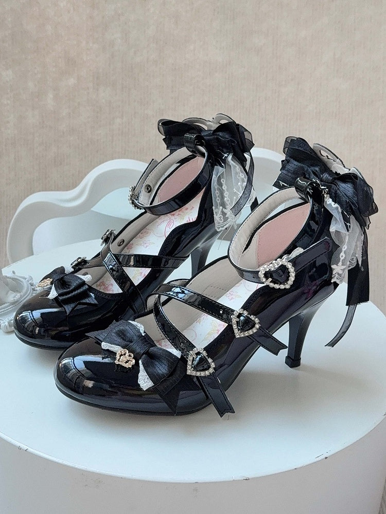 Stil in eleganten Akzenten Heels Lolita mit - schwarzer Schleife