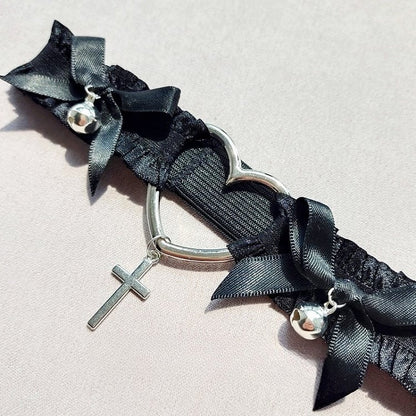 Kreuz Schwarz/Weiß Strumpfband Bowknot Punk Charm Details