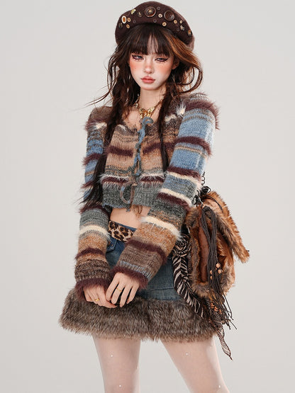 Blau-braun gestreifter kurzer Cardigan mit selbstbindenden Trägern und Batikmuster