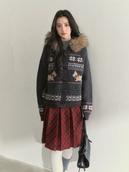 Collar Knit Sweater Button Vintage with Grey Fur Toggle