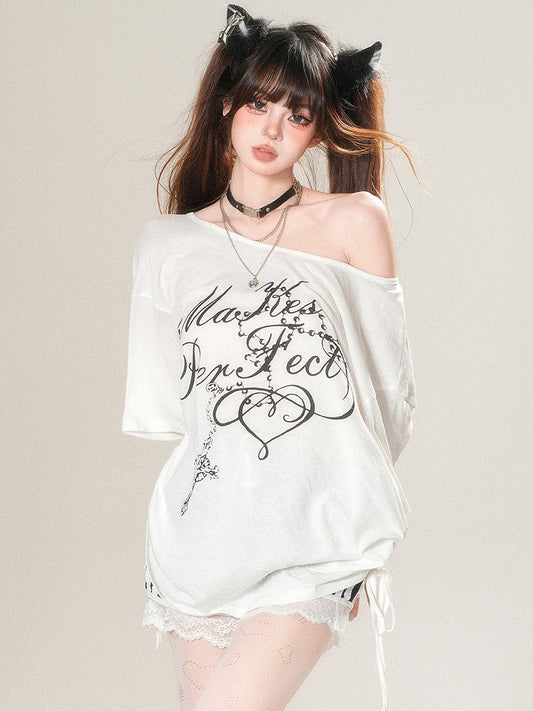 T-shirt Asymmetrical Letter Print White Glamorous Neckline