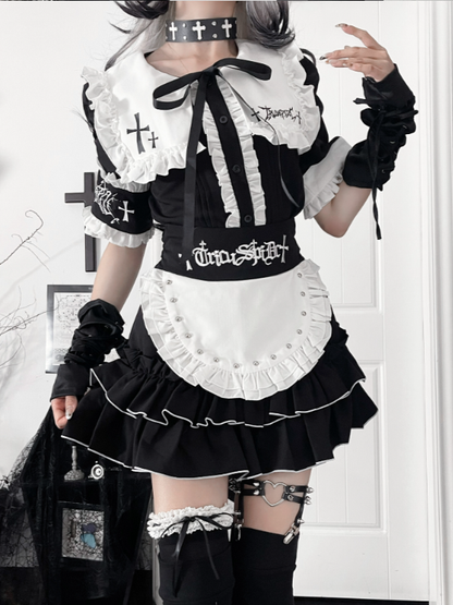 Embroidery Gothic Ruffle Apron with Tiered White Waist Studded Black Letter Skirt