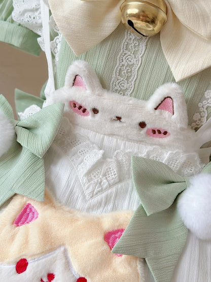 Herzförmige grüne Lolita-Schürze mit Maid-Matcha-Kragen, süßes Matrosen-Kätzchen-Kleid