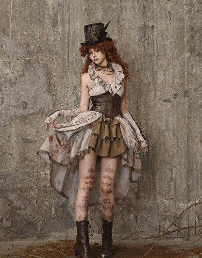 ブラウンのコルセットウエスト、フラウンスネックライン、ノースリーブトップス