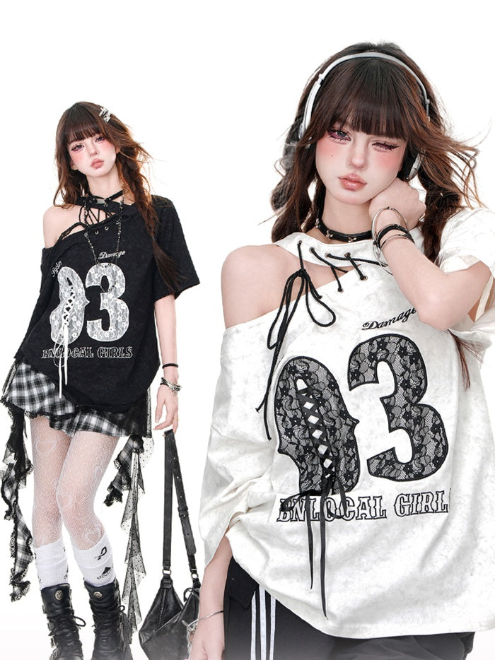 Lace-up Black/White Cutout Shoulder Letter Embroidery T-Shirt Shoulder Detail at