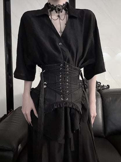 Cheongsam noir à manches courtes et style chemise
