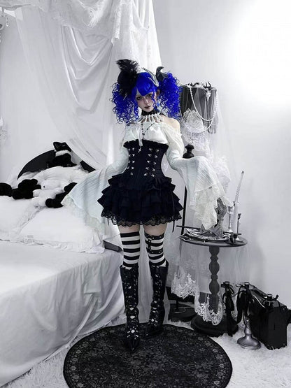 Lace-Up Boned Corset with Ruffle Details in Black - Moonveil Manuscript