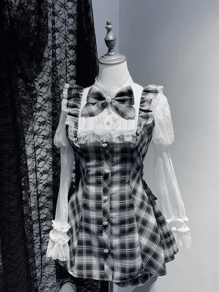 in White Blue/Black Top Light Jirai Juliet Kei Plaid Matching Set: Shorts and Sleeve