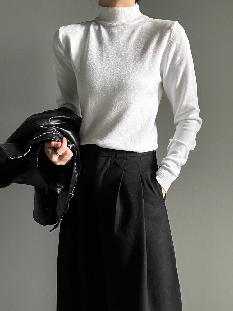 Sweater Unisex Lolita Fit Neck Slim Ouji with White Turtle Long-Sleeve