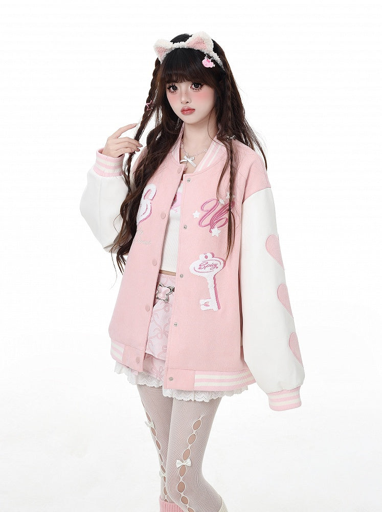 ゆめかわいいピンク/ブルーのキーアップリケ付きベースボールジャケット