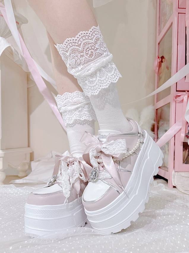 Jirai Kei – Rosa Plateauschuhe mit Strasssteinen und abnehmbarer Perlenkette