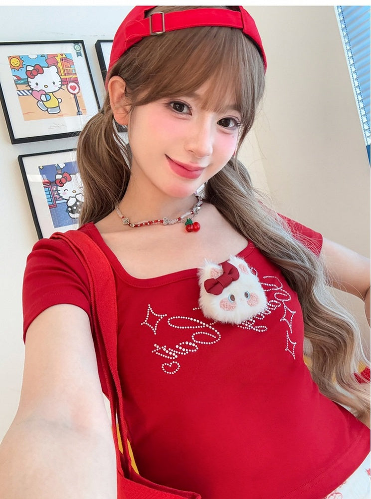 詳細 取り外し可能なキティのぬいぐるみネックラインストーンレッドスクエア付きTシャツ