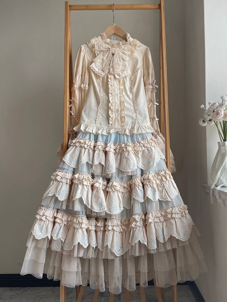 ブルーバニーレイヤード刺繍スカロップトリムヘムロリータスカート
