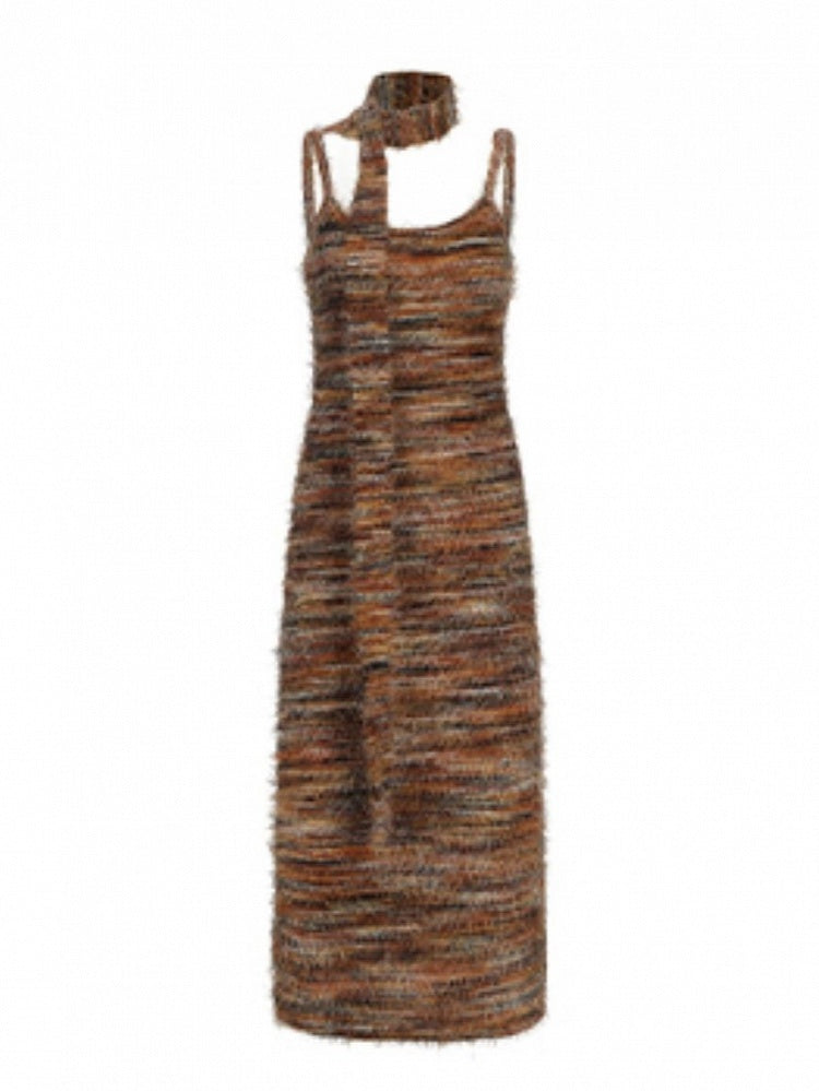 H-Line Close-fitting Matching Dress with Straps Striped Brown Knit Scarf Yellow Spaghetti