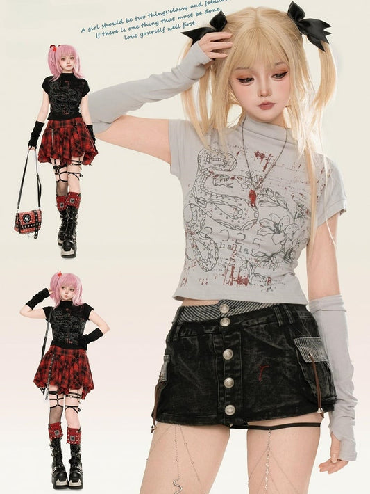 エッジの効いたY2Kカワイイスネーク柄ブラック/ライトグレーTシャツ（袖取り外し可能）