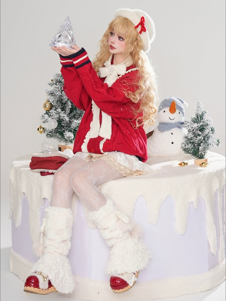 Rote Weihnachtsstrickjacke mit V-Ausschnitt und Kirschverzierung