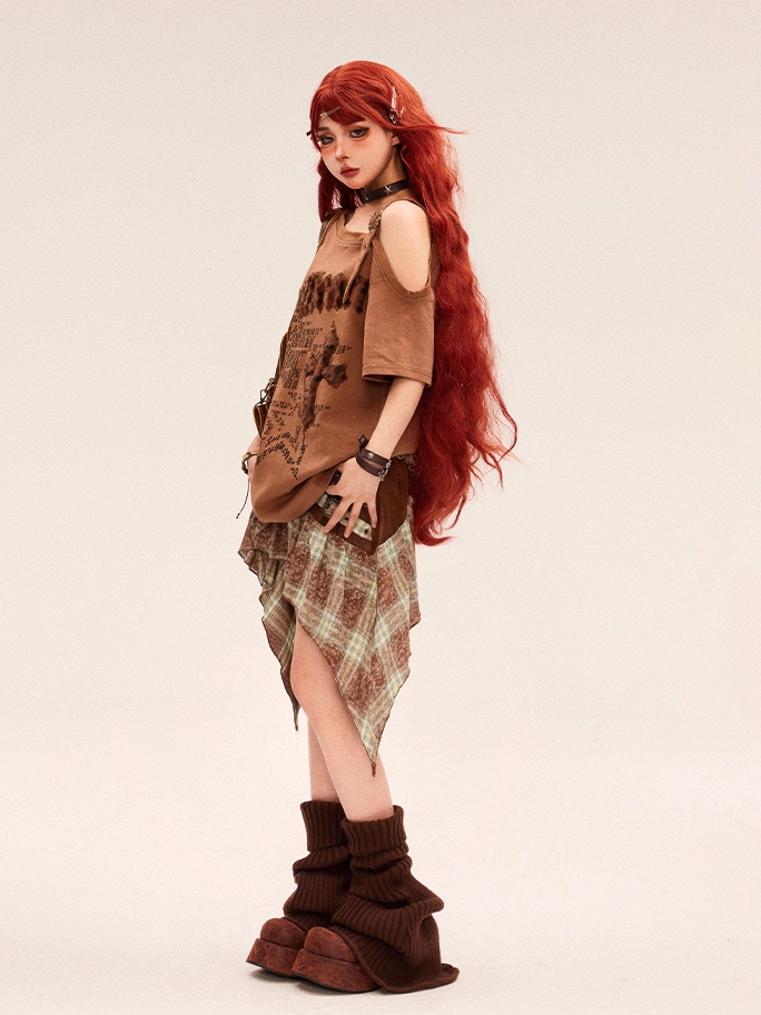 Fashion Gyaru Asymmetrischer T-Shirt Ausschnitt Leopard Kreuz Applikation Braun