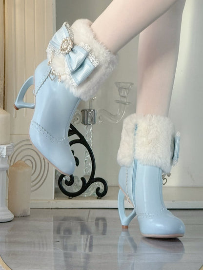 Süße Lederstiefel mit Absatz in Blau mit Schleife aus PU-Strass - ein Herz mit Perlen