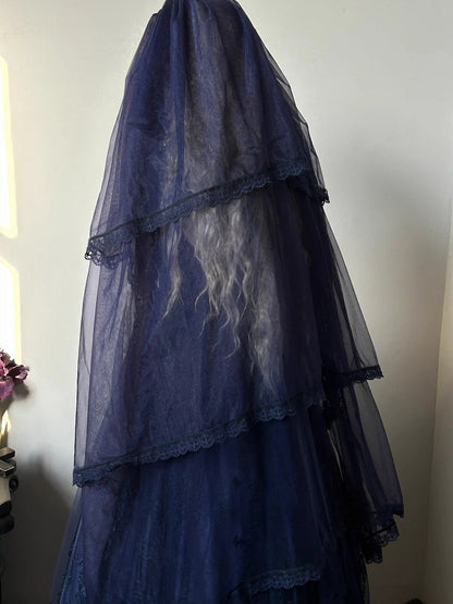 赤いゴシックロリータベール