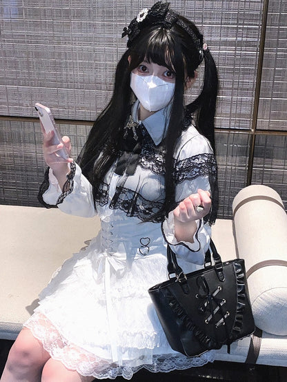 Jirai Kei Bluse im Landminenstil, weiß und schwarz/ganz schwarz, mit Cape-Design aus Spitze