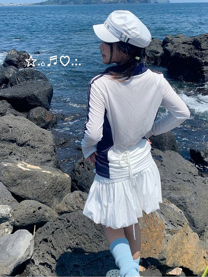 Top Big with Letter V-neck Eye White and Print