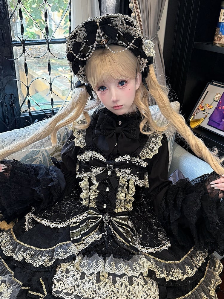 and Bead Dark Details White Lolita / Black Bow Blue Red Bonnet Pink