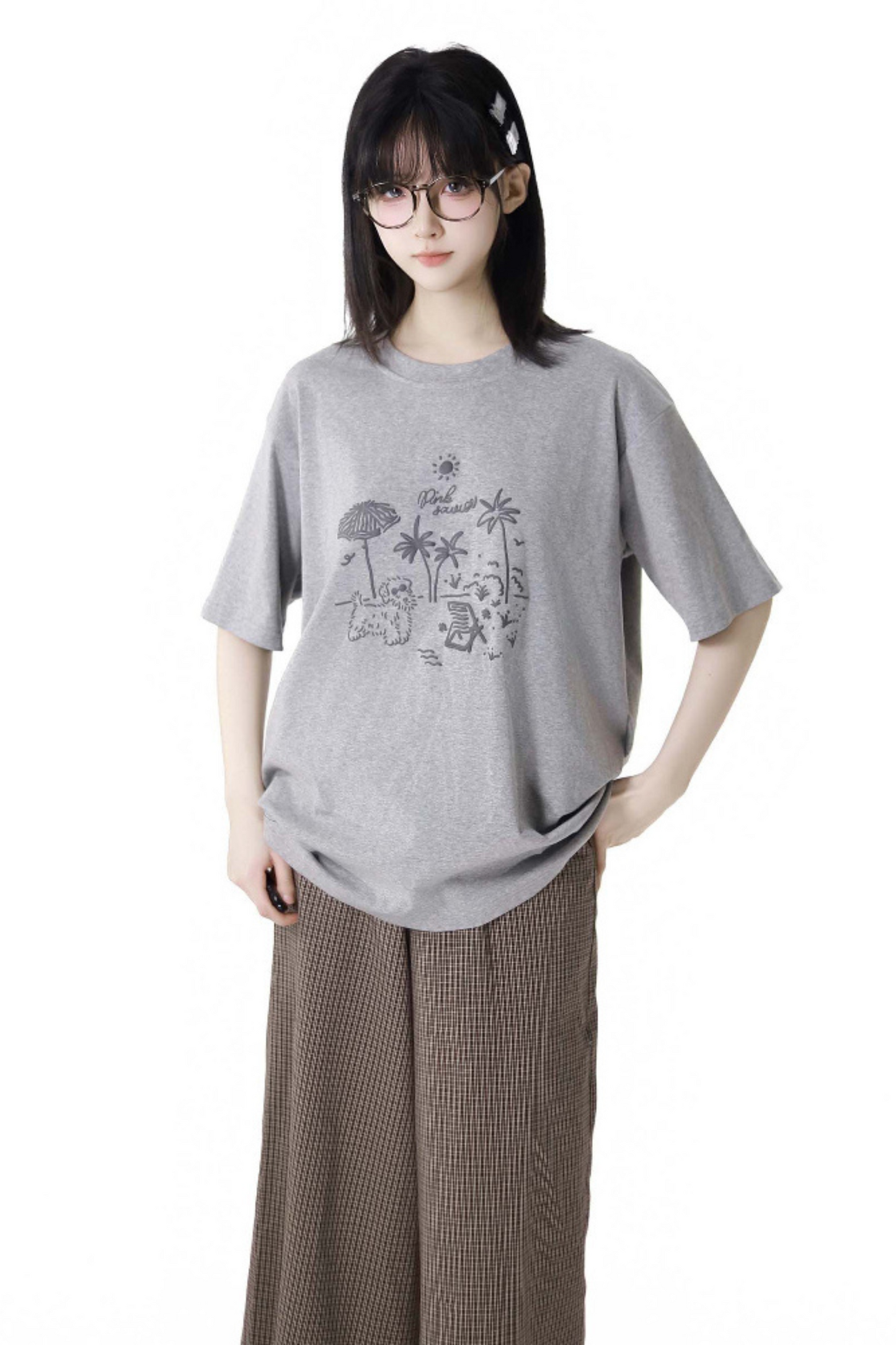 ゆったりとしたトップスのデザイン パステル