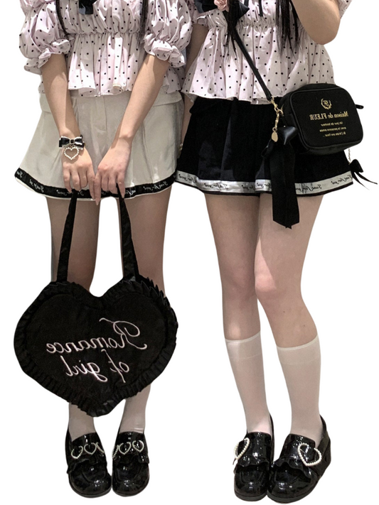 Loose Love Freizeitshorts aus Spitze