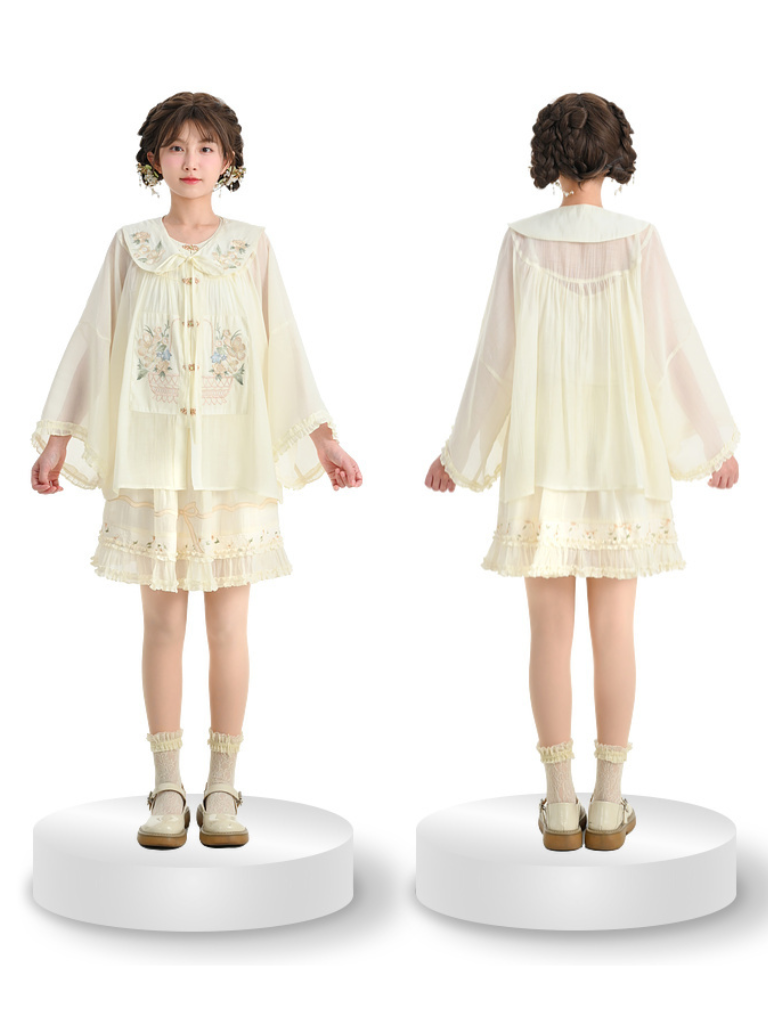 Rüschenhemd, angesetzter Rock mit chinesischem Kragen + transparenter Waldstoff