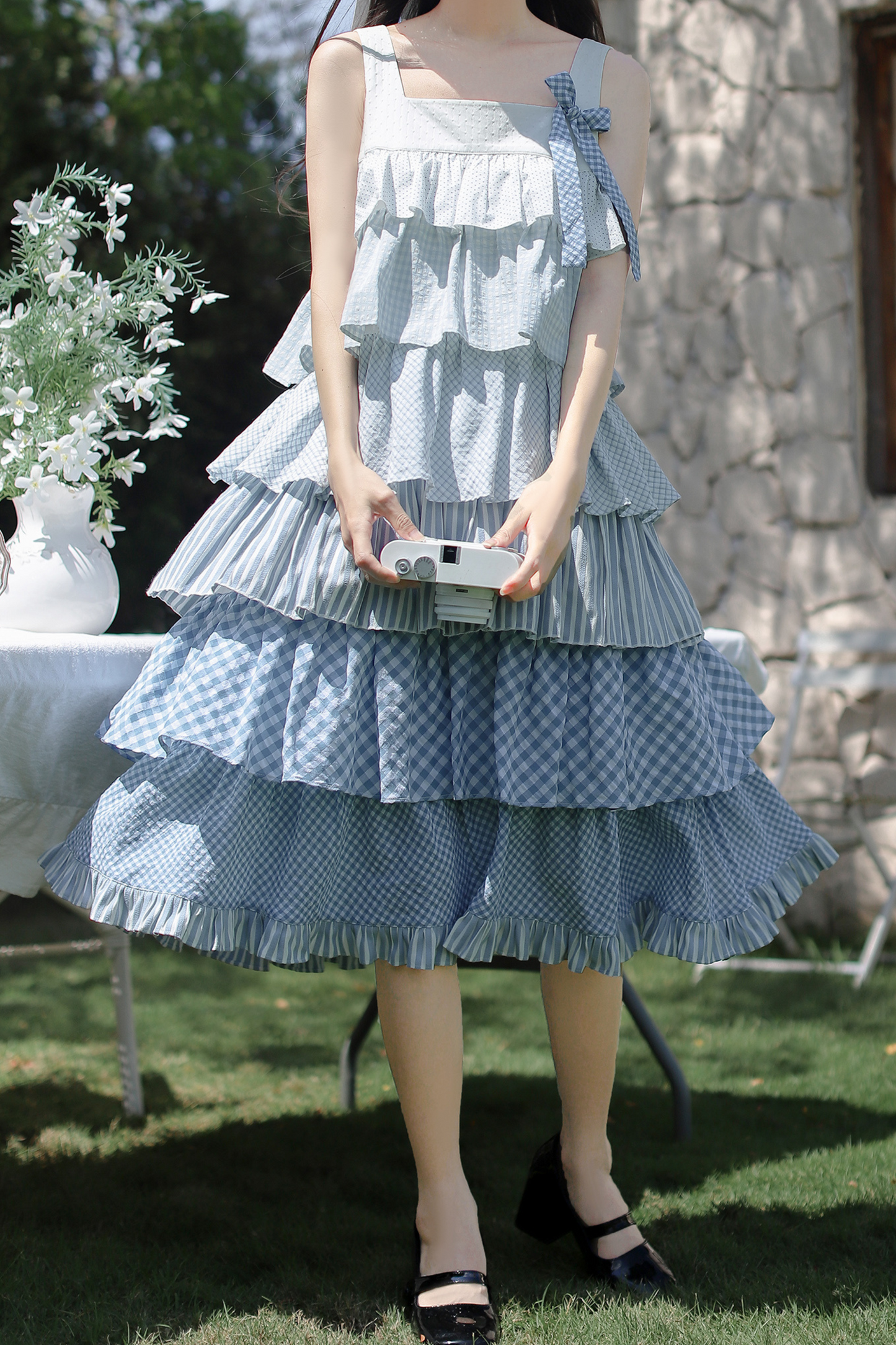 Bandkleid Brosche Himmel gestuft süß + ärmellos