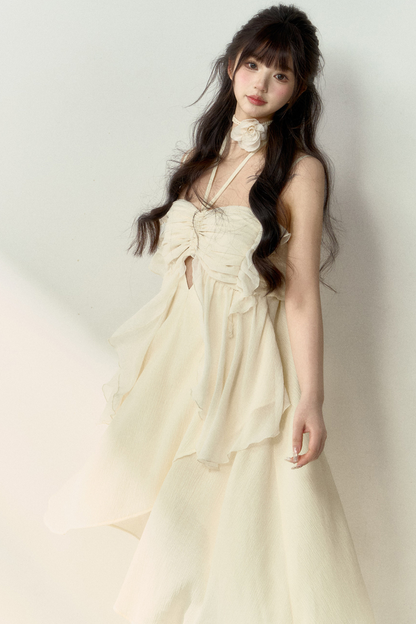 ウィンドネックフレンチ＋シーサイドドレスホルターフラワー