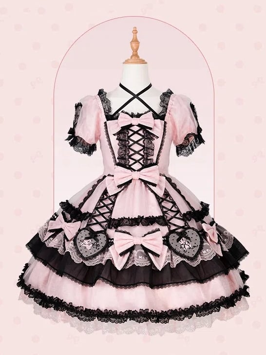 Stickerei Schwarze Akzente Hase und Kleid Lolita Herz Schleife Rosa Applikation Süß