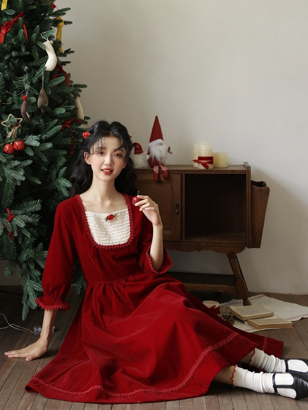 Weinrotes Vintage Rose Kleid mit quadratischem Ausschnitt