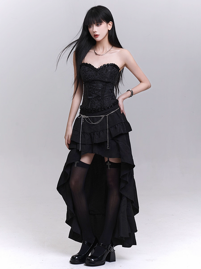 ブラックのカスケーディングフラウンストリムハイロースカート