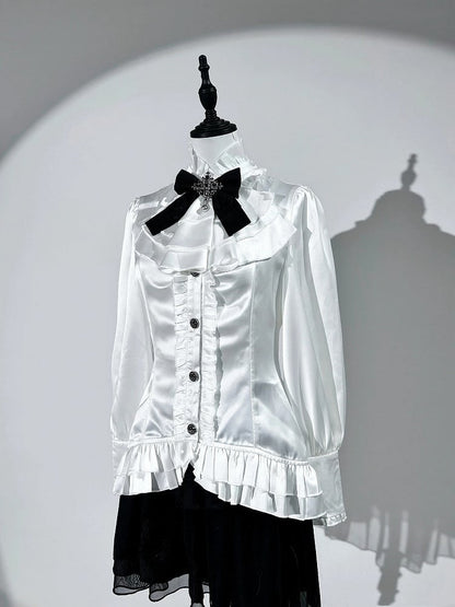 白と黒のゴシックロリータ衣装シャツ + クロスチャーム付きカーブヘムベスト + スパイダーウェブ生地スカートフルセット