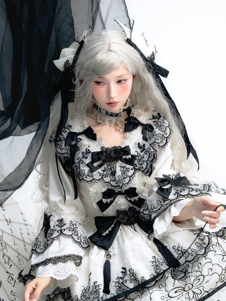 Butterfly White and Black Hairclip