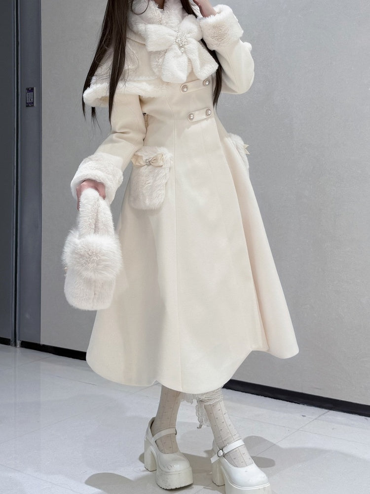 Aprikosenfarbener Lolita-Mantel mit gewelltem Rand und Plüschschal mit Schleife