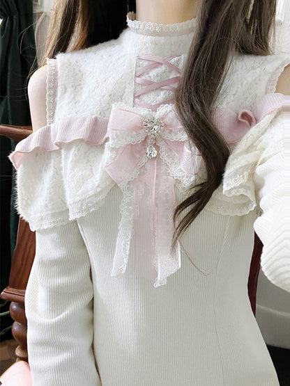 Jirai Kei – Aprikosenfarbenes Kleid mit Cut-Outs an der Schulter und Spitzenbesatz sowie langen Ärmeln und gratis Fliege