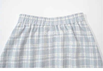 ブルーのチェック柄ハイウエストレーストリムミディスカート