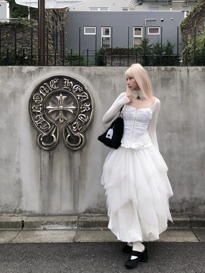 Embossed Lace-Up Back with Jacquard Lace Black/White Top Sleeve Frill Long