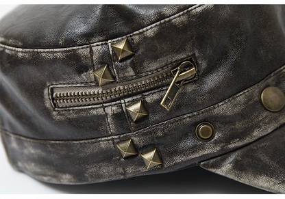 スタッドディテール付きダークレッドブラウンパンクハット