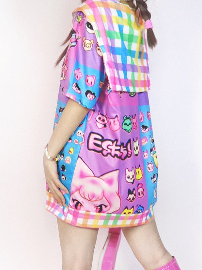 Kurzärmliges T-Shirt im Gyaru-Stil mit Matrosenkragen, Cartoon-Prints und buntem Karomuster