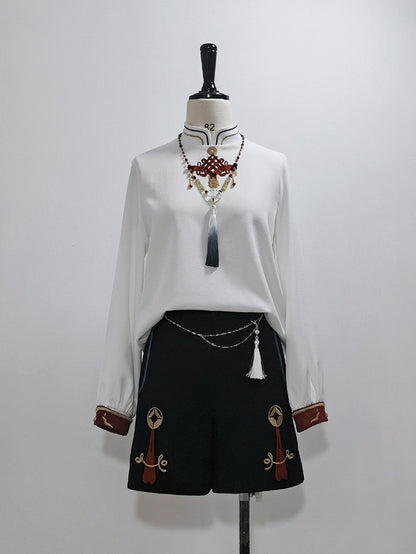 Schwarze Ouji Lolita-Shorts mit geradem Bein, Kette und Quaste