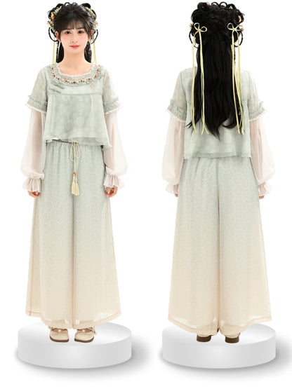 Grünes Jacquard-Cheongsam mit Knotenknöpfen, Chiffon-Oberteil mit Stickerei im Blumenausschnitt