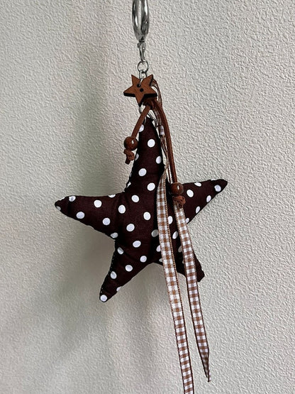 Polka Dot Star Keychain - Kiwi Store