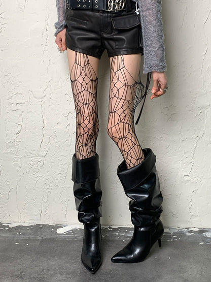 Schwarze Strumpfhose mit ausgehöhlten Strapsen