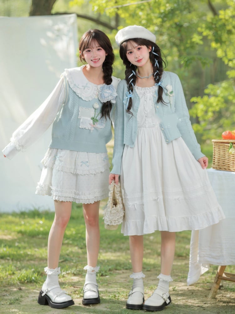 Yume Kawaii Blue Floral Embellishment Knitted Cardigan