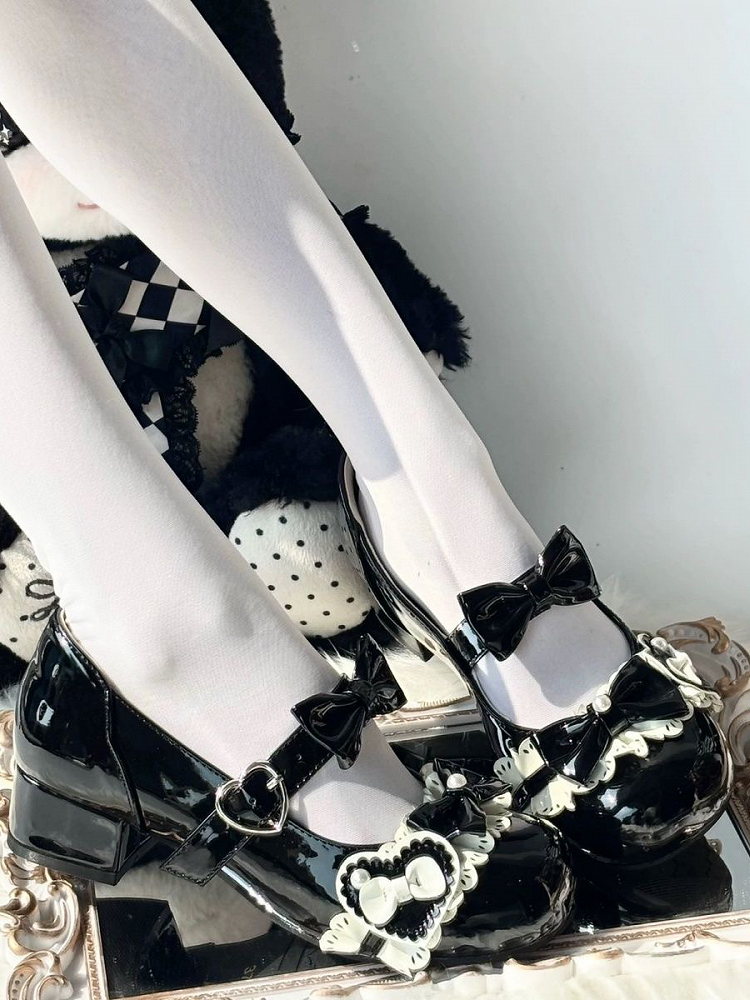 Black Lolita Low Heels with Round Toe, Beadwork, Heart Buckles - SuperPink