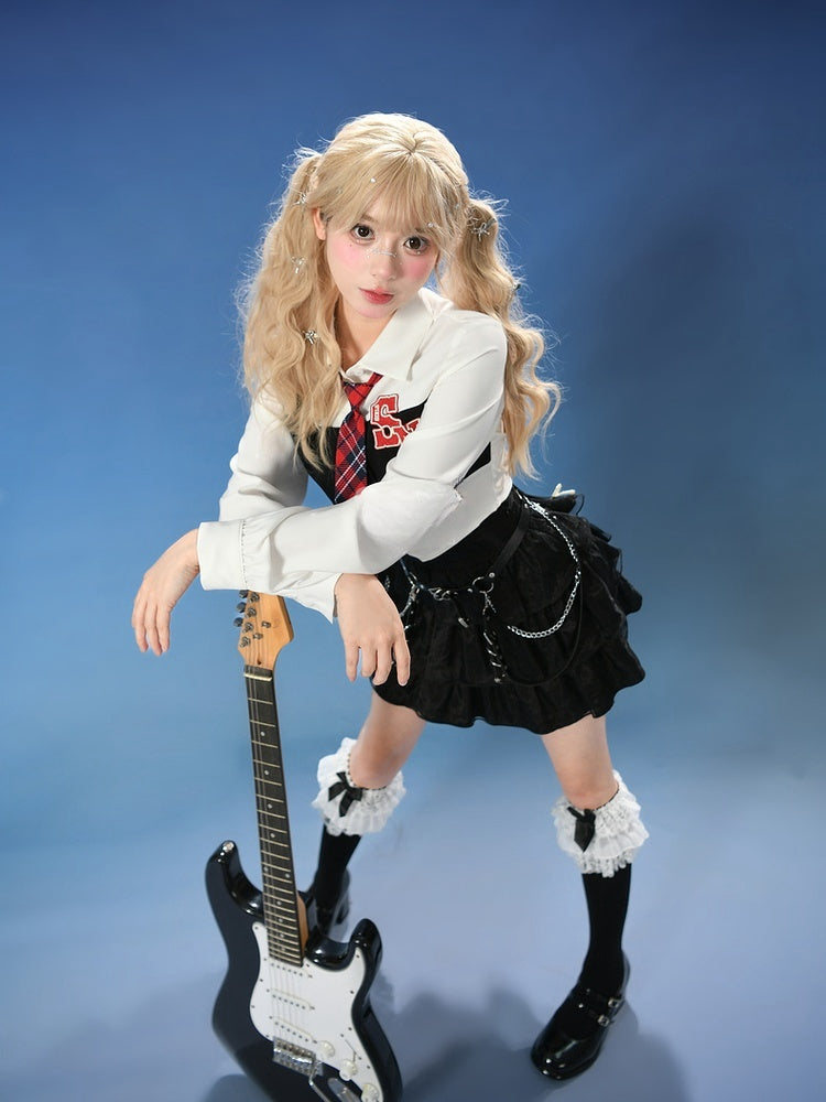 チェック柄ホワイトブラックスタイルバックルプレッピーレターアップリケストラップタイシャツ